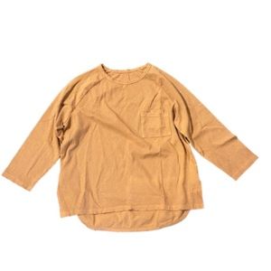 Pocket tee sweatshirt